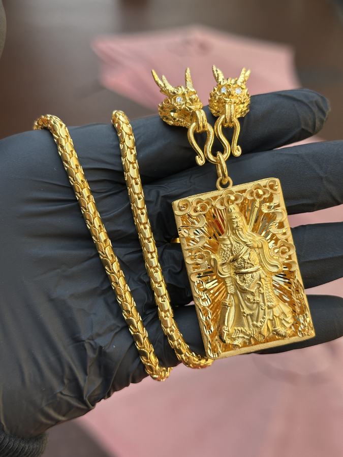 Custom jewelry by Matthew The Jeweler