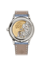 Patek Philippe 4946G-001
