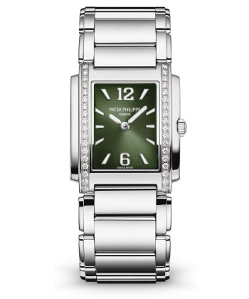 Patek Philippe - 4910/1200A - 25.1 x 30 mm - Steel
