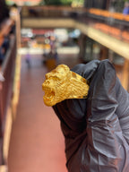 Gorilla Face Ring — detail 2