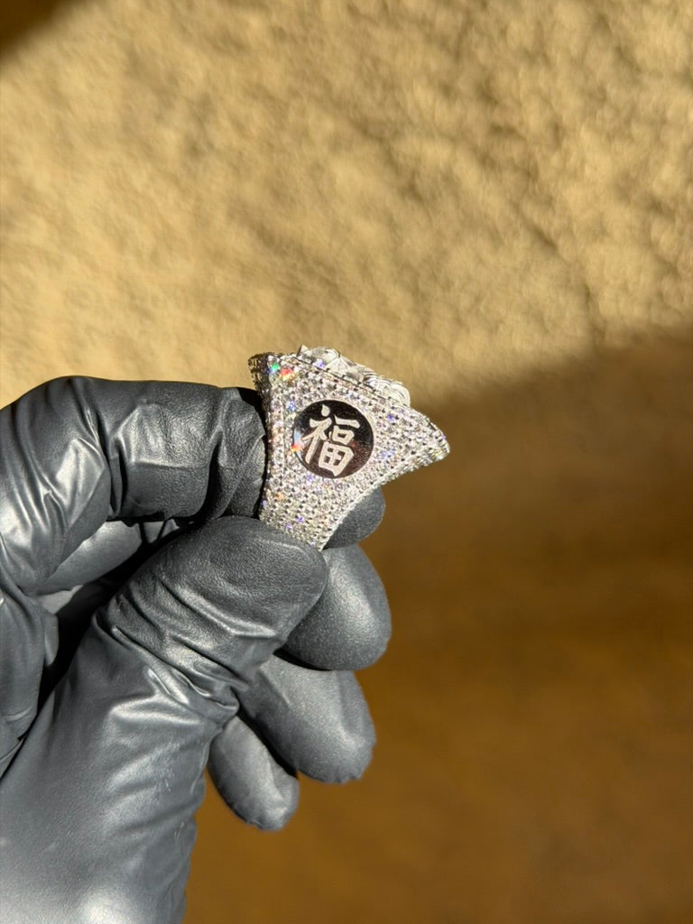 Dragon Head Flooded Diamond Ring