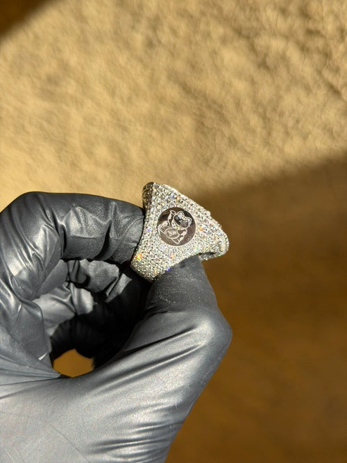 Dragon Head Flooded Diamond Ring
