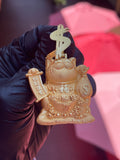 Solid gold Happy Money Cat pendant, seated maneki-neko with raised paw and carved coin mound