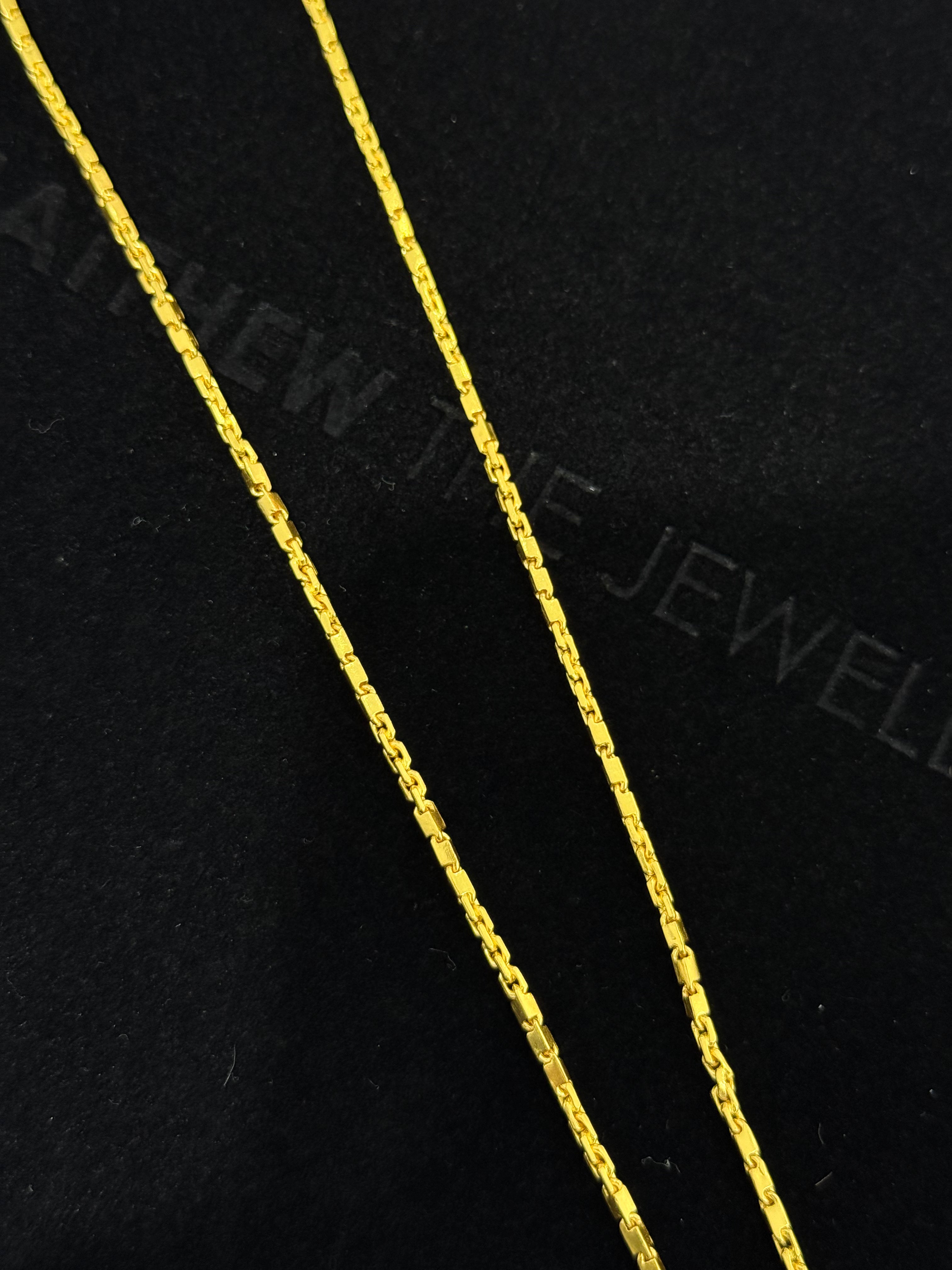 24K Yellow Gold Baht-Anchor Chain - 21 inches, 1.6mm, 19.28g