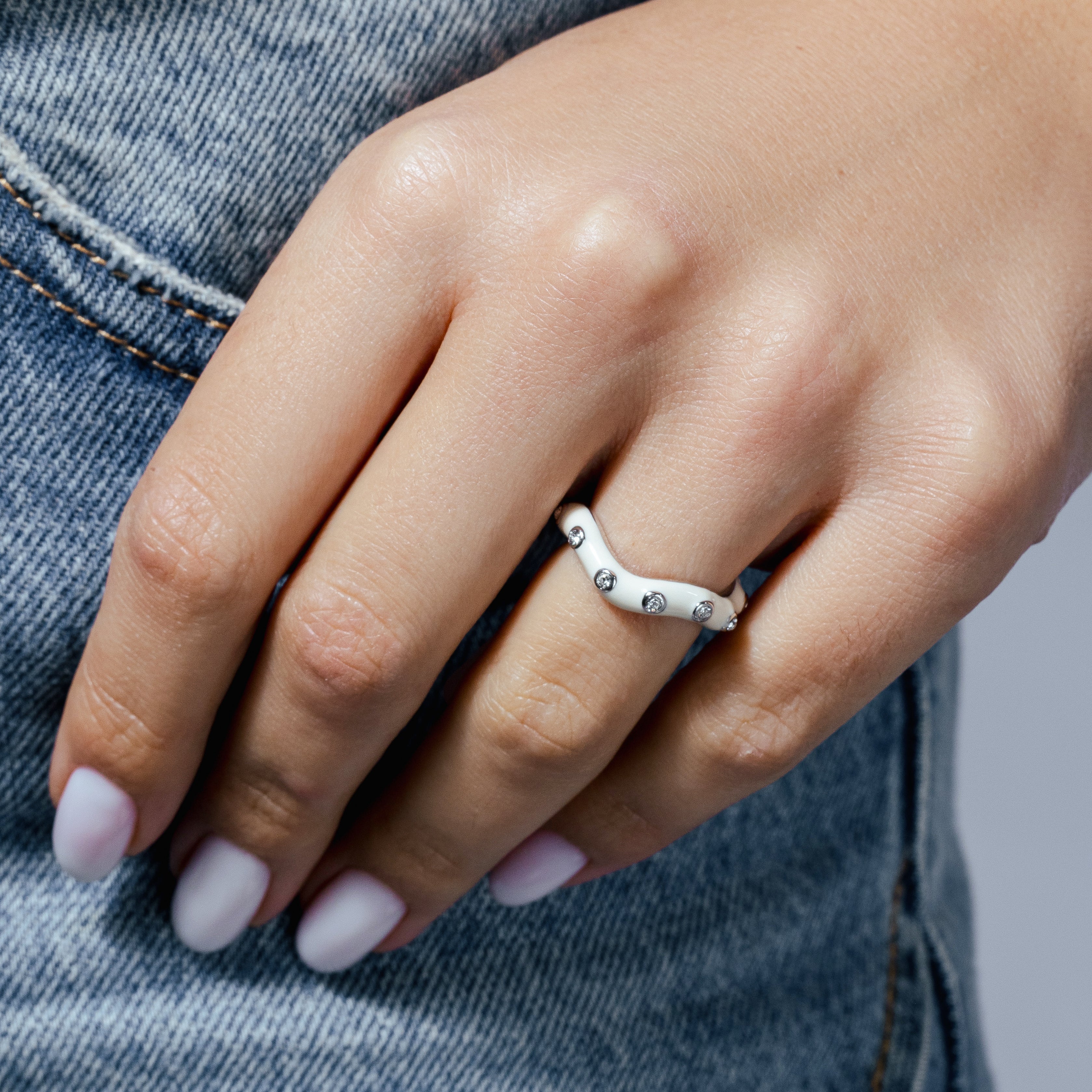 Silver 925 Rhodium Plated White Enamel CZ Wavy Ring - STR00686