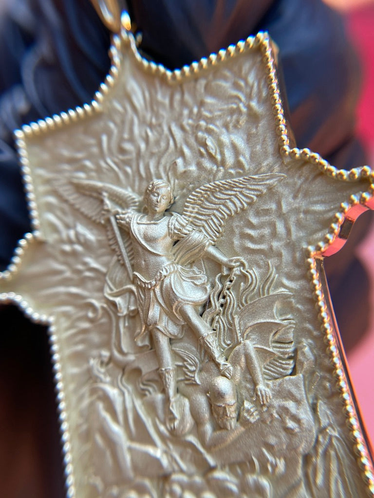 Saint Michael Archangel gold pendant, second view showing the beaded rope border and open wings
