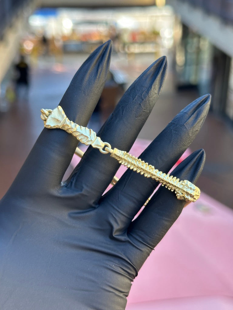 Skeleton Bones Bracelet — detail 4