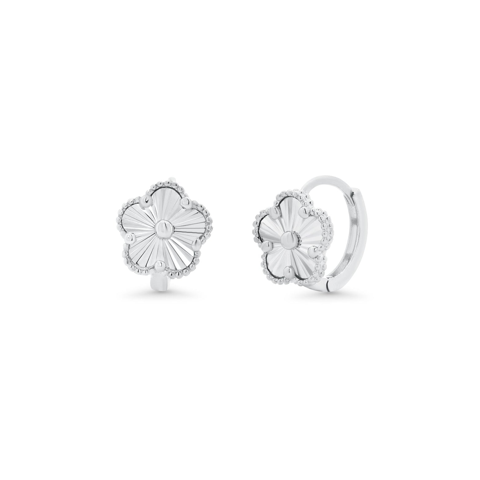 925 Sterling Silver Diamond Cut Clover Hoop Earrings - TGE00013