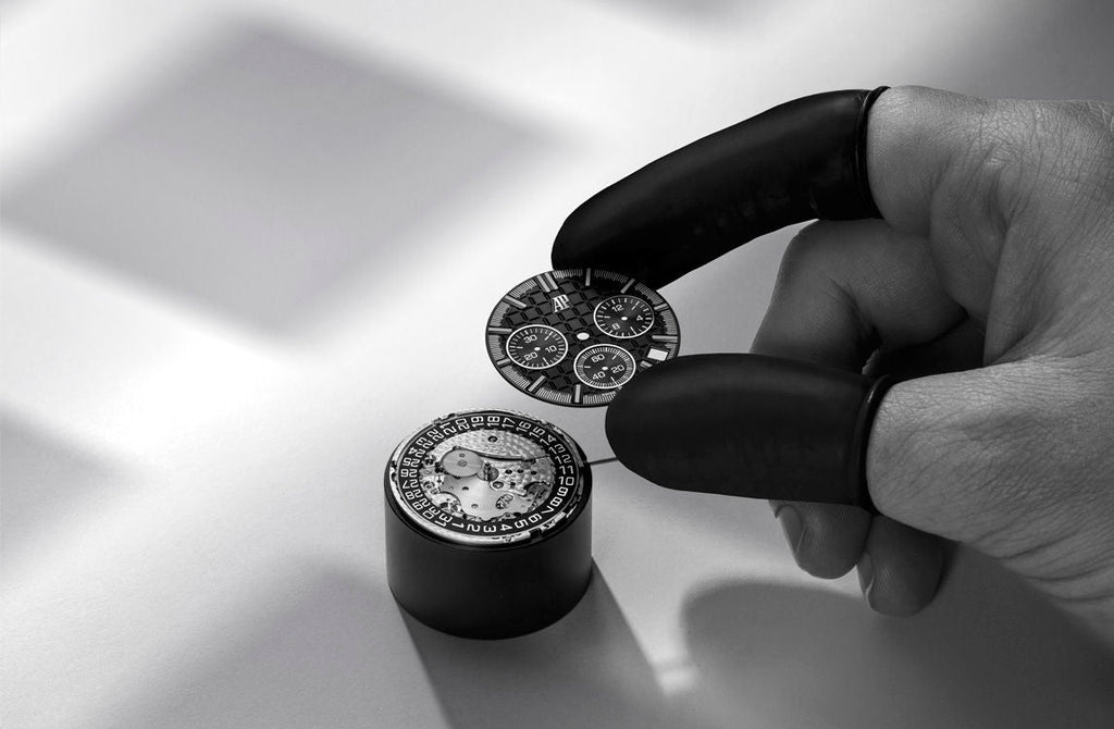 Audemars Piguet - 43 mm - Black Ceramic