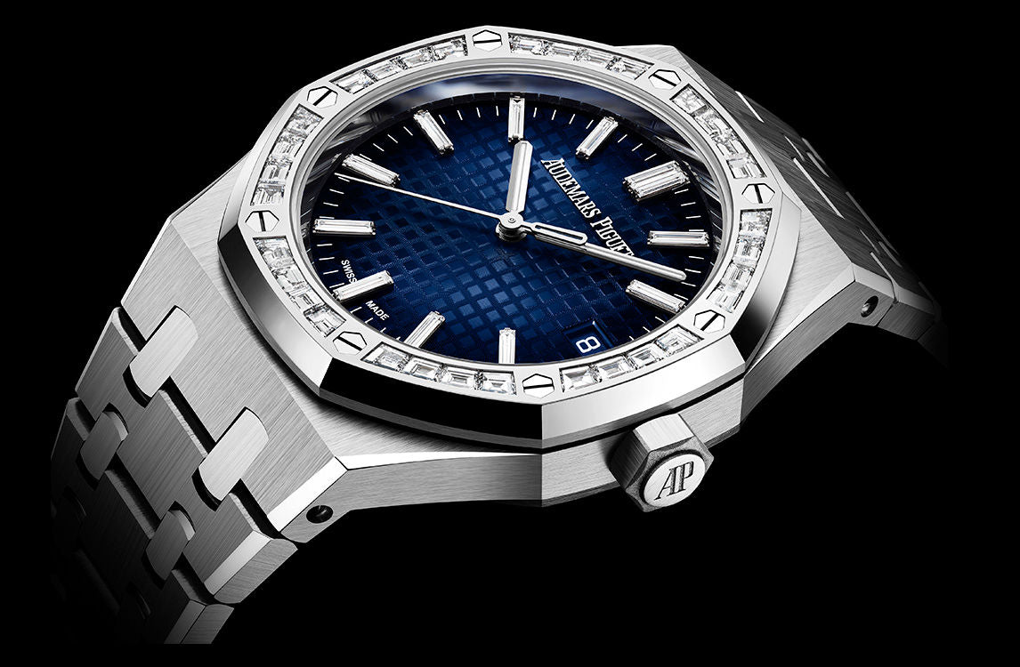 Audemars Piguet - 37 mm - 18K White Gold
