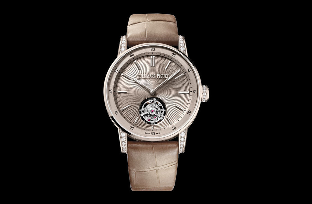Audemars Piguet - Code 11.59 - 38 mm - 18K Sand Gold