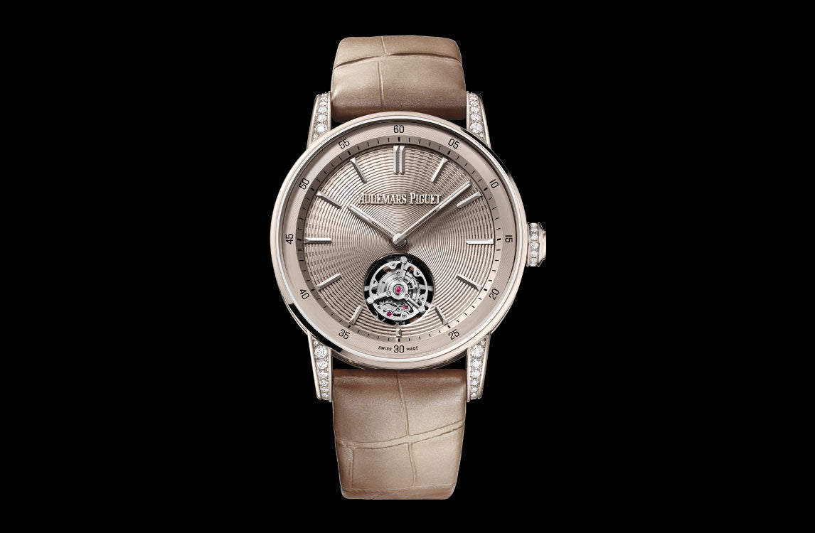 Audemars Piguet - Code 11.59 - 38 mm - 18K Sand Gold