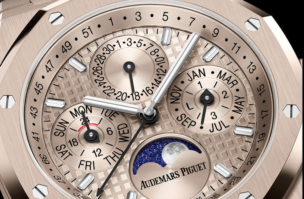 Audemars Piguet - 41 mm - 18K Sand Gold