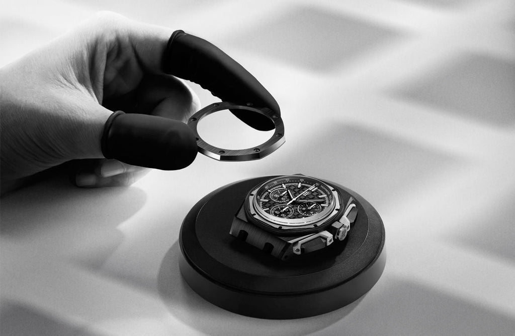 Audemars Piguet - 43 mm - Black Ceramic