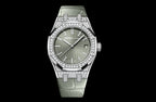 Audemars Piguet - 37 mm - 18K White Gold