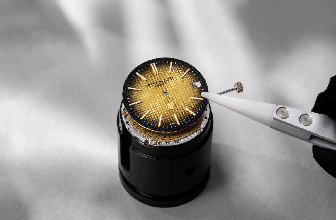 Audemars Piguet - 39 mm - 18K Yellow Gold