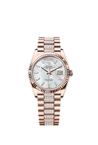 Rolex Rose Gold Day-Date - 36mm - White mother-of-pearl Diamond Dial - President