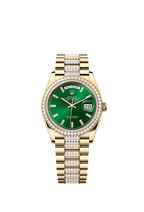 Rolex Yellow Gold Day-Date - 36mm - Bright green Diamond Dial - President