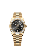 Rolex Yellow Gold Day-Date - 40mm - Bright black - President