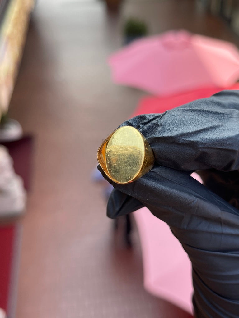 Oval Signet Ring in solid 10K-24K gold
