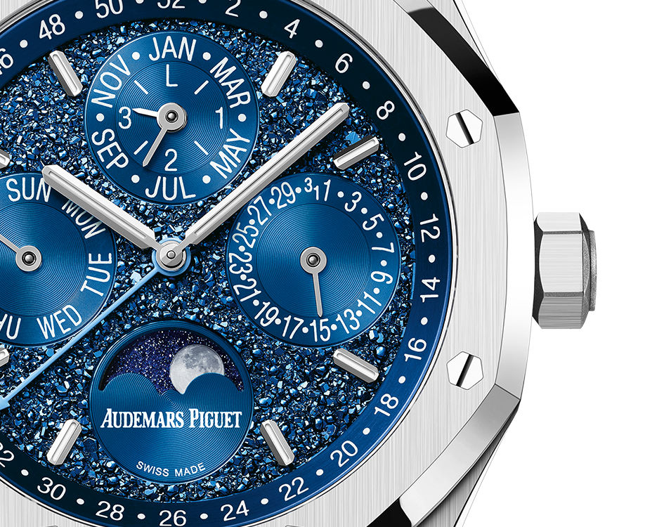 Audemars Piguet - 41 mm - 18K White Gold