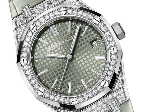 Audemars Piguet - 37 mm - 18K White Gold