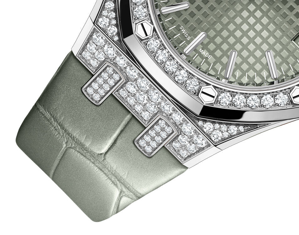 Audemars Piguet - 37 mm - 18K White Gold