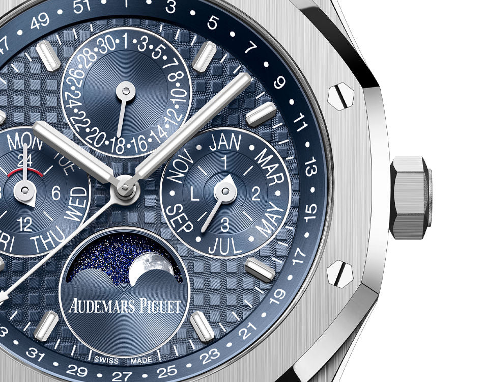 Audemars Piguet - 41 mm - Stainless Steel