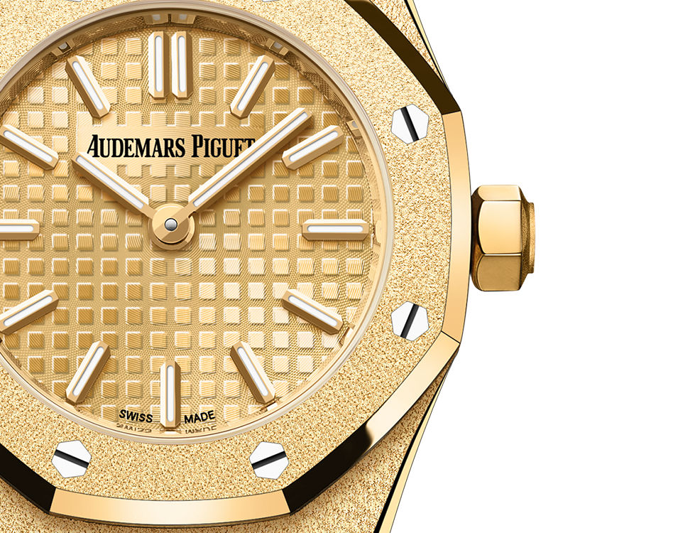 Audemars Piguet - 23 mm - 18K Yellow Gold