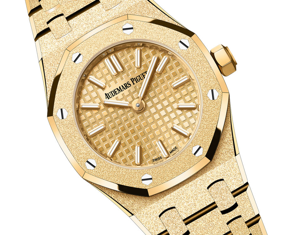 Audemars Piguet - 23 mm - 18K Yellow Gold