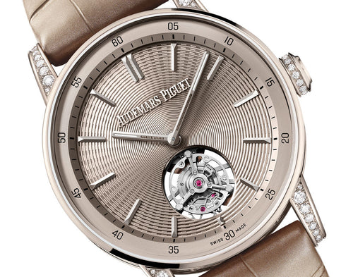 Audemars Piguet - Code 11.59 - 38 mm - 18K Sand Gold