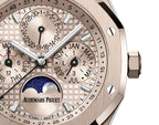 Audemars Piguet - 41 mm - 18K Sand Gold