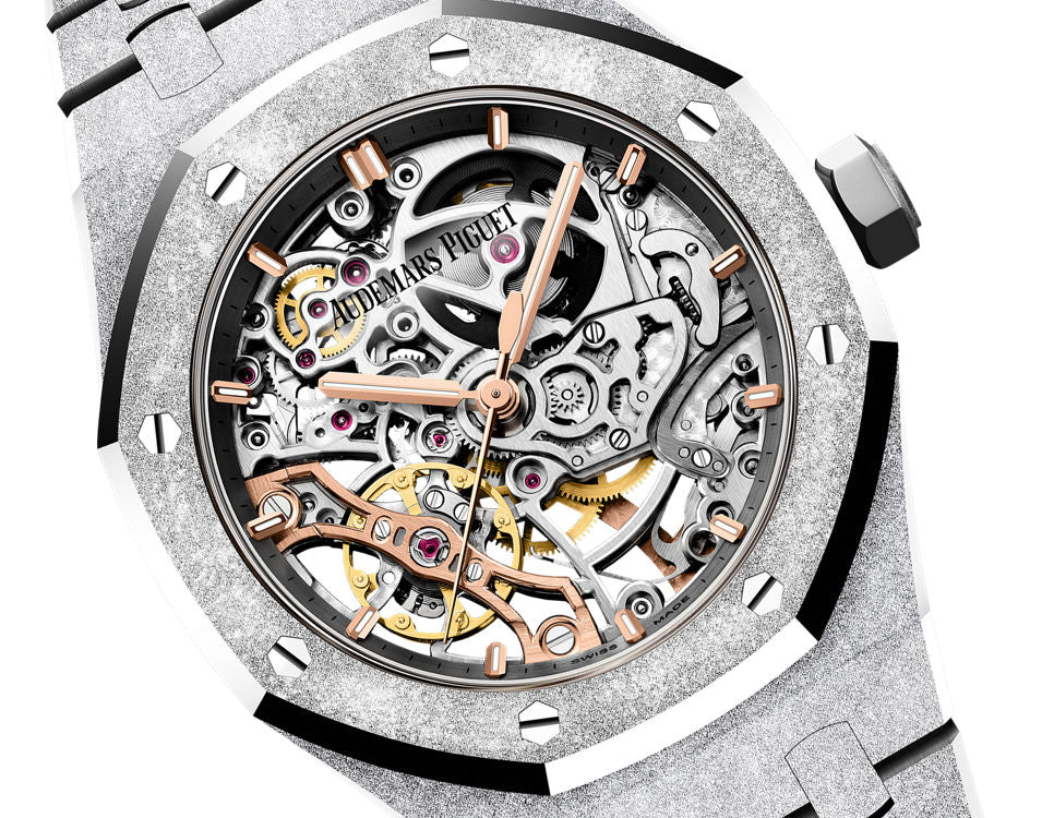 Audemars Piguet - 37 mm - 18K White Gold