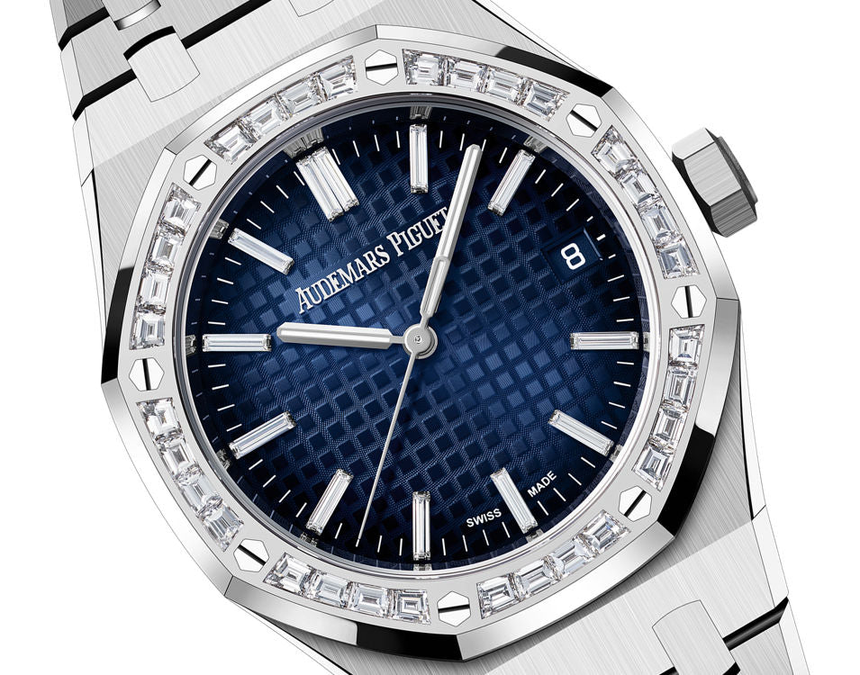 Audemars Piguet - 37 mm - 18K White Gold