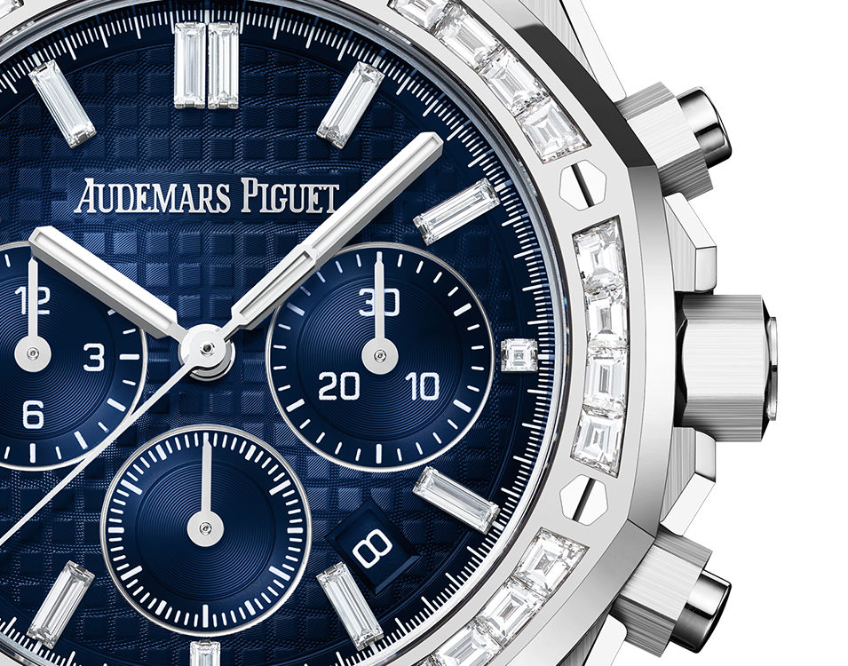 Audemars Piguet - 38 mm - 18K White Gold