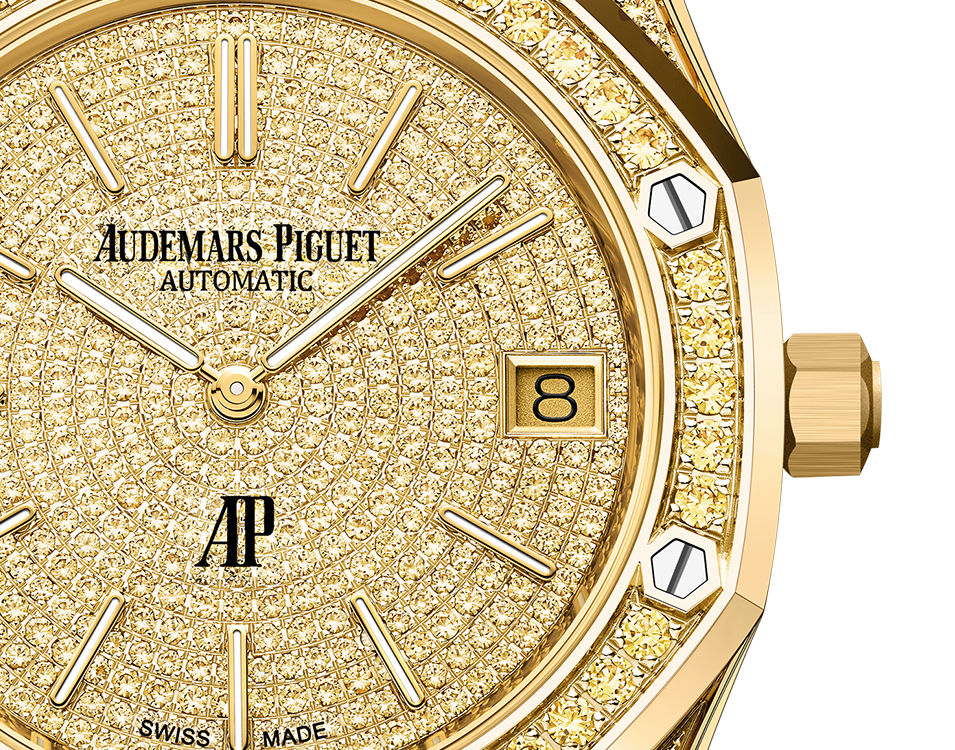 Audemars Piguet - 39 mm - 18K Yellow Gold