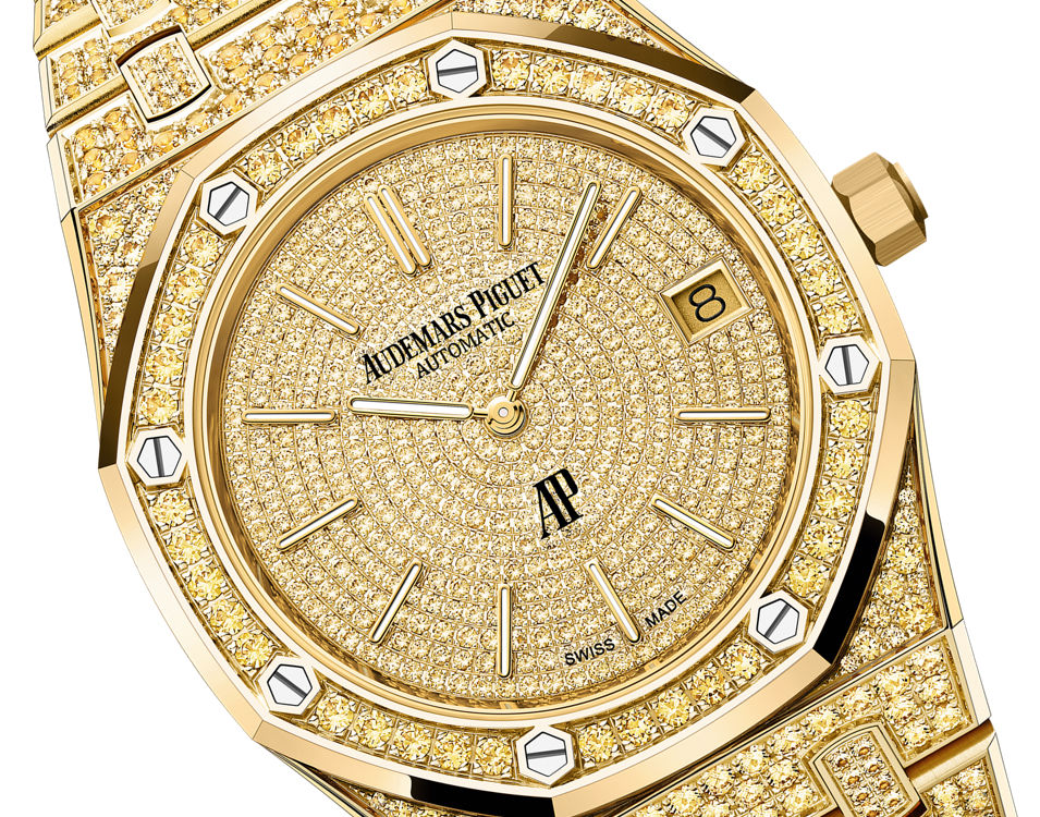 Audemars Piguet - 39 mm - 18K Yellow Gold